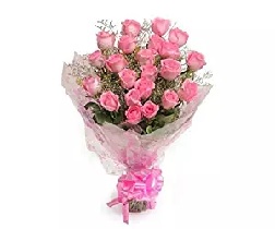 Floralbay Pink Roses Bouquet Fresh Flowers in Cellophane Wrapping (Bunch of 15)